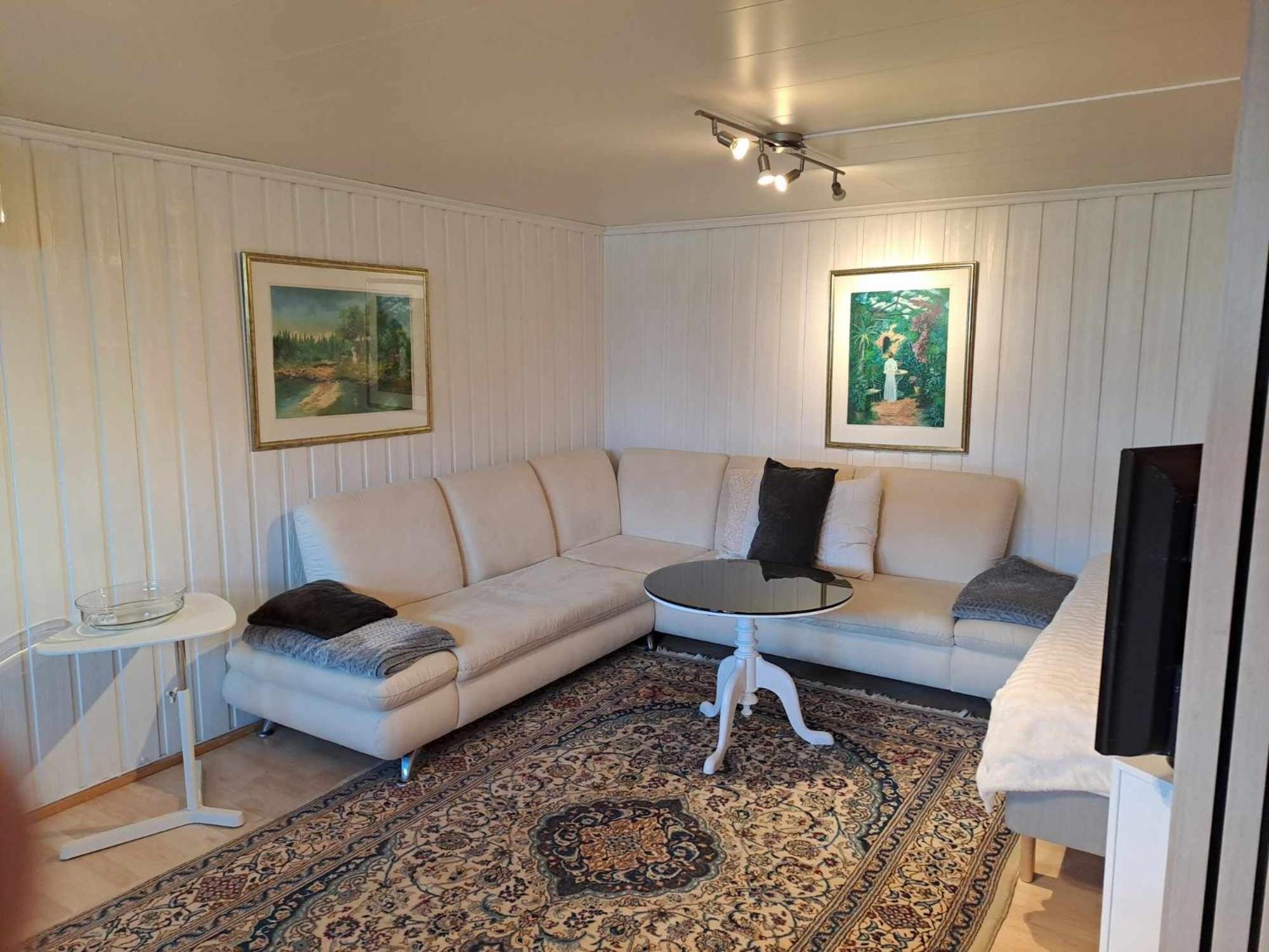 Apartment Tryms Vei 20A - Stor Leilighet Kristiansand Ngoại thất bức ảnh
